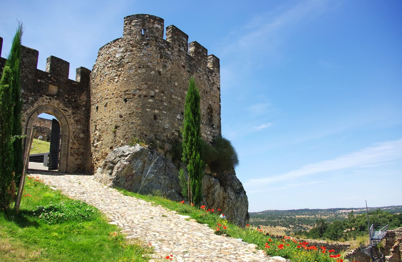 Castelo de Azinhalinho (ruínas), Portugal